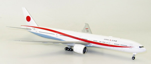 B777-300ER (JASDF, Japan Air Self-Defense Force) N509BJ with Stand LH2072