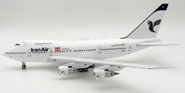 B747SP (Iran Air) EP-IAC With Stand IF747SP001-2