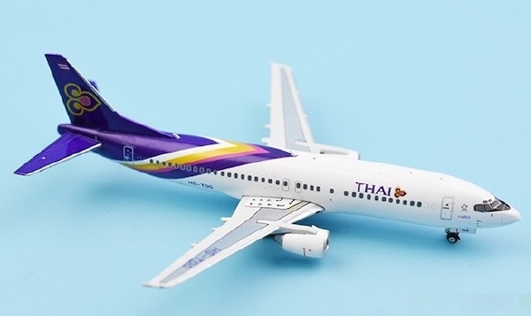 B737-400 (Thai Airways) HS-TDG 11513