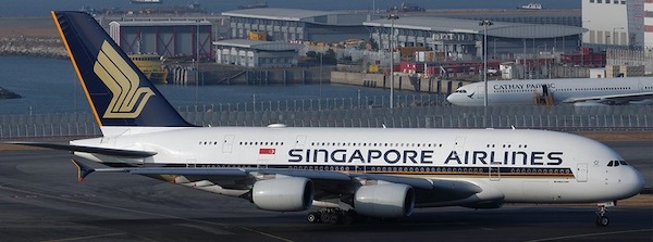 Airbus A380-800 Singapore Airlines 9V-SKW  04469