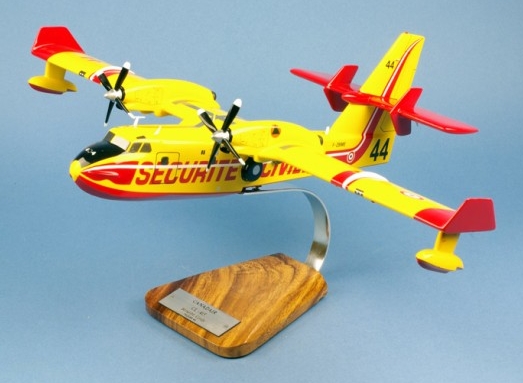 Canadair CL415 (Pélican 44 Sécurité Civile) F-ZBME VF279