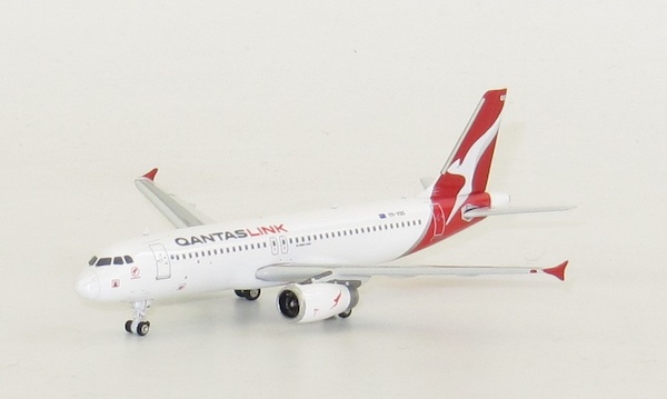 A320 (QantasLink) VH-VQS 04193