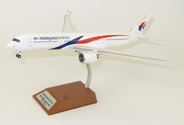 A350-900 (Malaysia Airlines) 9M-MAB With Stand IF350MH001