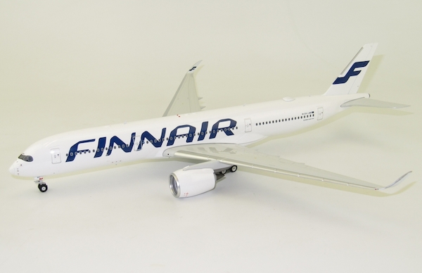 Airbus A350-900 Finnair OH-LWH 100055B