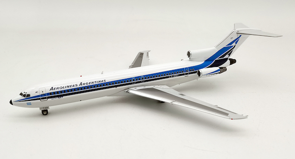 Boeing 727-200 Aerolineas Argentinas LV-ODY with stand IF722LV0820