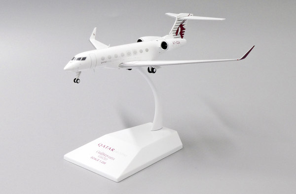 1:250 Gulfstream G650 Private Jet Airplane Desktop Display model with stand