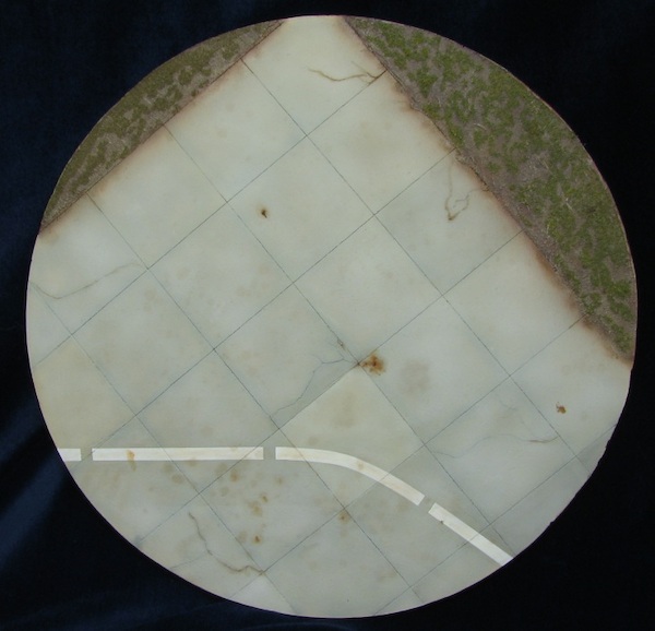 Round concrete aircraft display base MAX72-005