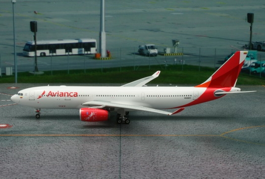 Airbus A330-200 Avianca N508AV 11114