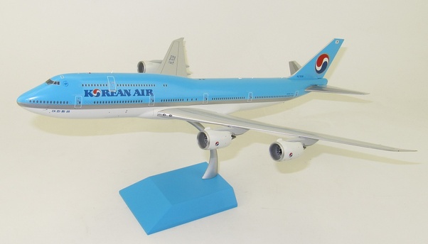B747-8 (Korean Air) HL7638 With Stand BBOX2540