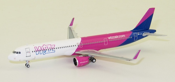 Airbus A321neo Wizz air HA-LVA PM19013