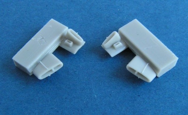 Gloster Meteor F8 spent cartidge case chutes (Airfix) u48067