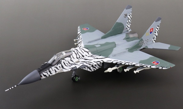 Hobby Master 1/72 HA6513 Mig-29A Fulcrum Slovak AF "Slovak Tiger 2002" New Mint 