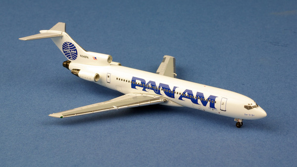 Blue Box BBN348PA Pan Am Boeing 727-200 Billboard N348PA Diecast 1/400 Jet Model 