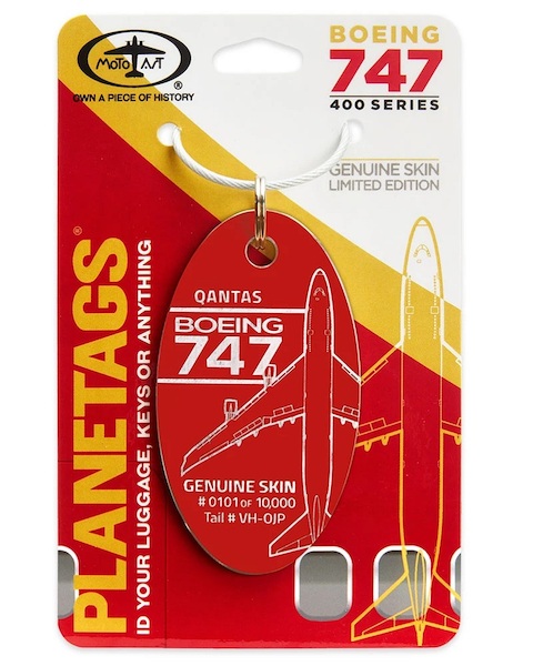 Keychain made of real aircraft skin: Boeing 747-400 Qantas VH-OJP Red VH-OJP-RED