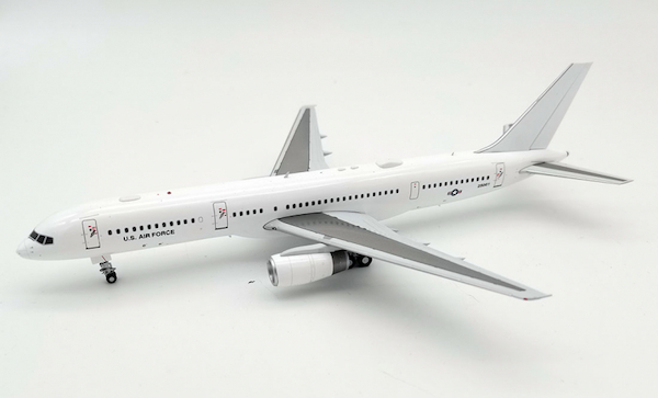 Boeing 757-200 C-32B USAF US Air Force 02-5001 with stand IFC32USAF02