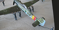 Focke Wulf TA152H-1 Ground Crew Set sws02-F01
