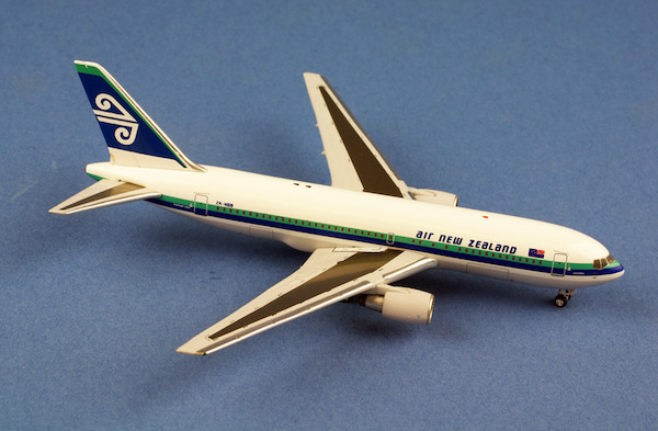 B767-200 (Air New Zealand) ZK-NBB AC419519