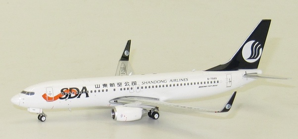 B737-800 (Shandong) B-7569 11370