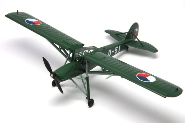 Fieseler Fi156 Storch (Mraz K-65 Cap - Czechoslovak Air Force, LDP Air Transport Rgt., 1946) FA724010