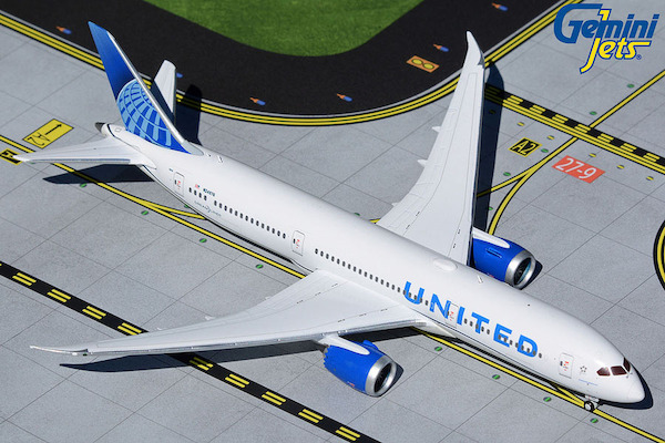 Boeing 787-9 Dreamliner United Airlines N24976 GJUAL1795