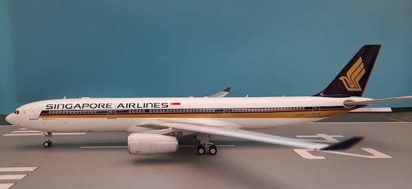 Airbus A330-343 Singapore Airlines 9V-SSG WB-A330-3-011