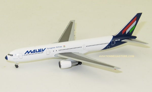 Boeing 767-300 Malév Hungarian Airlines 534185