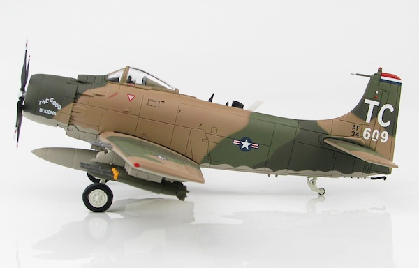 Douglas A-1H Skyraider, USAF,