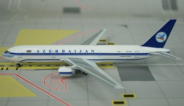 B767-300 (Azerbaijan) 4K-A101 10581