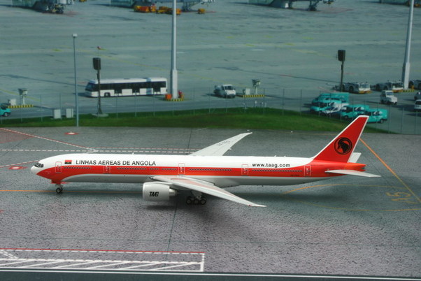 B777-300ER (Angola Airlines) D2-TEG 11140
