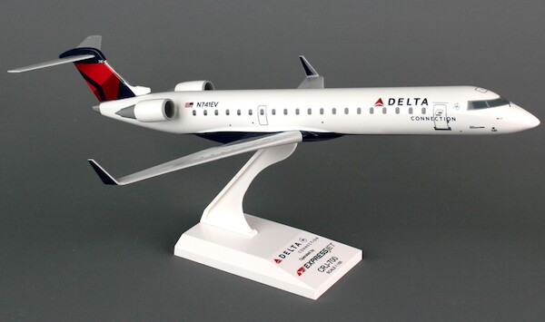 Canadair CRJ700 Delta Connection / Expressjet N741NV SKR673