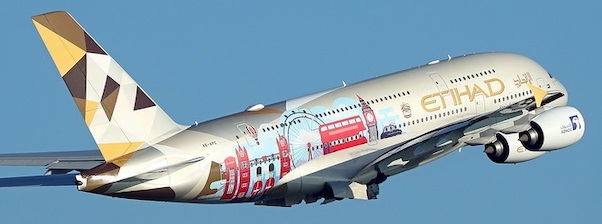 Airbus A380-800 Etihad Choose the UK A6-APC 04316