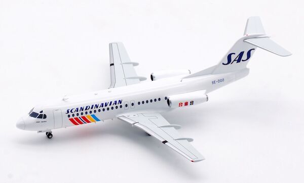 Fokker F28-4000 Fellowship SAS Scandinavian Airlines SE-DGO With Stand IFF28SK0720
