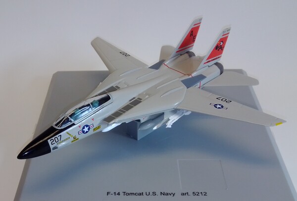 Grumman F-14A Tomcat US Navy VF-31 USS Forestal 162588/NE-207 5212