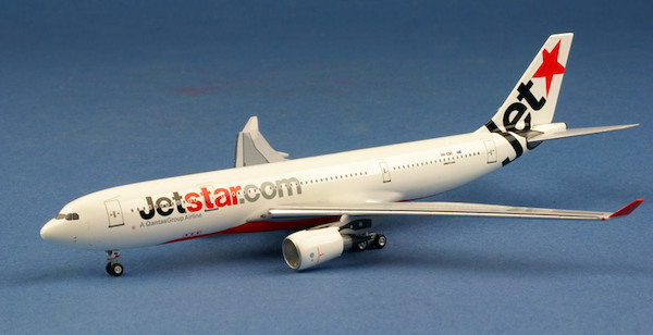 Airbus A330-200 Jetstar VH-EBC AC1021