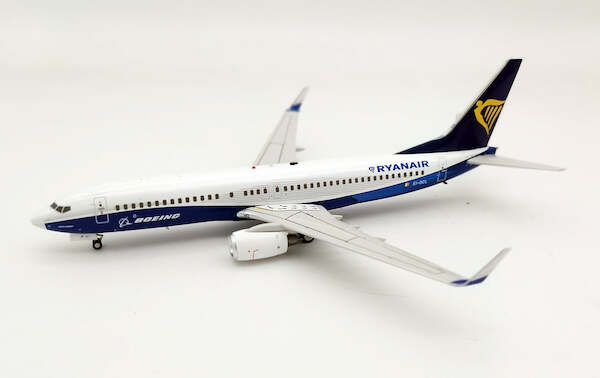 JFOX JF7378006 1/200 RYANAIR BOEING 737-8AS EI-FOC WITH STAND 