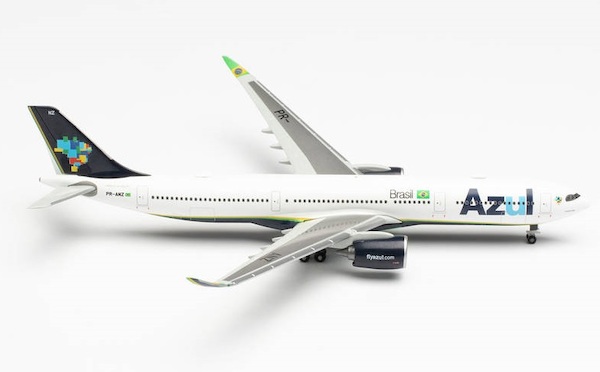 Airbus A330-900neo Azul Brazilian Airlines O mundo e Azul 534987