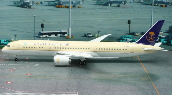 B787-9 (Saudi Arabian) HZ-ARA 20132