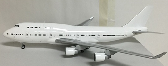 B747-400 (Blank, PW engines) With Stand XX2952