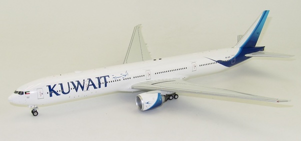 B777-300ER (Kuwait Airways) 9K-AOC With Stand IF7773KAC001