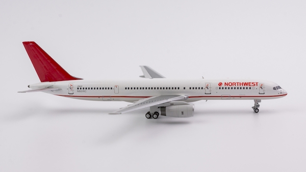 B757-200 (Northwest, Republic's scheme; red tail) N601RC 53030