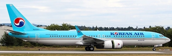 Boeing 737 MAX 8 Korean Air HL8351 With Antenna EW438M001