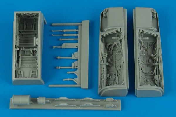 A7 Corsair II wheel bay set (Hobby Boss) 4468