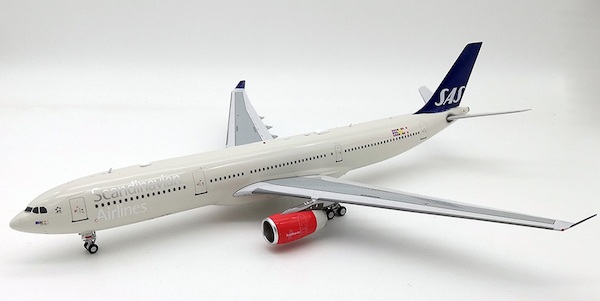 A330-300 (SAS Scandinavian Airlines) OY-KBN With Stand IF333SK0219