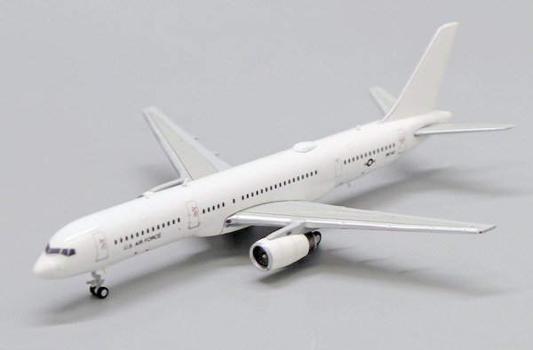 Boeing 757-200 / C-32B USAF 99-6143 LH4253