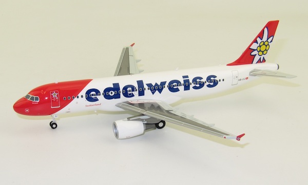 Airbus A320 Edelweiss Air 559584