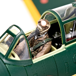 J7M Shinden Forward Facing Pilot Figure sws48-01-F01