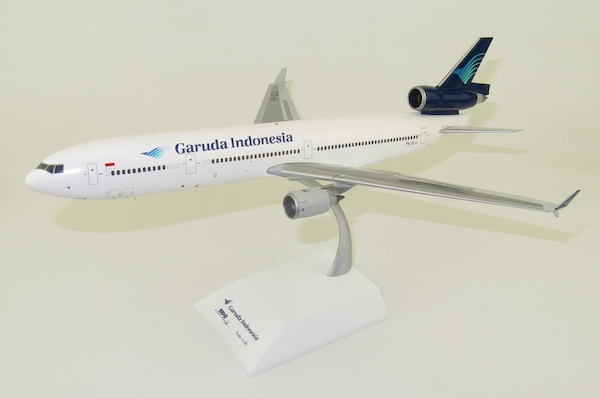 MD11 (Garuda Indonesia) PK-GIJ With Stand XX2074