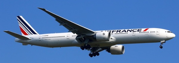 Boeing 777-300ER Air France F-GZND 04400
