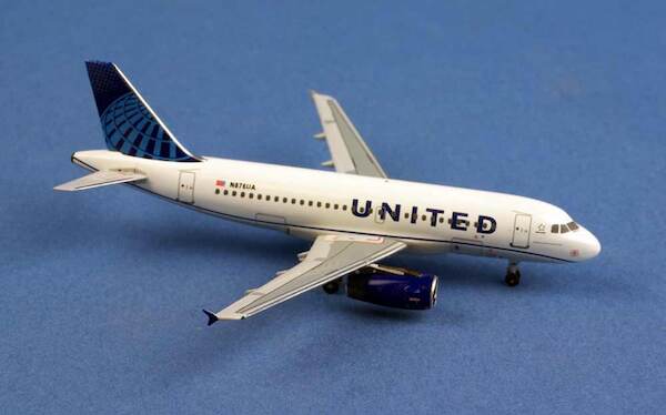 Airbus A319 United Airlines N3303u Aero Classics Ac419664b