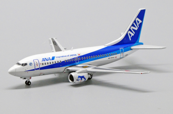 Boeing 737-500 ANA Wings